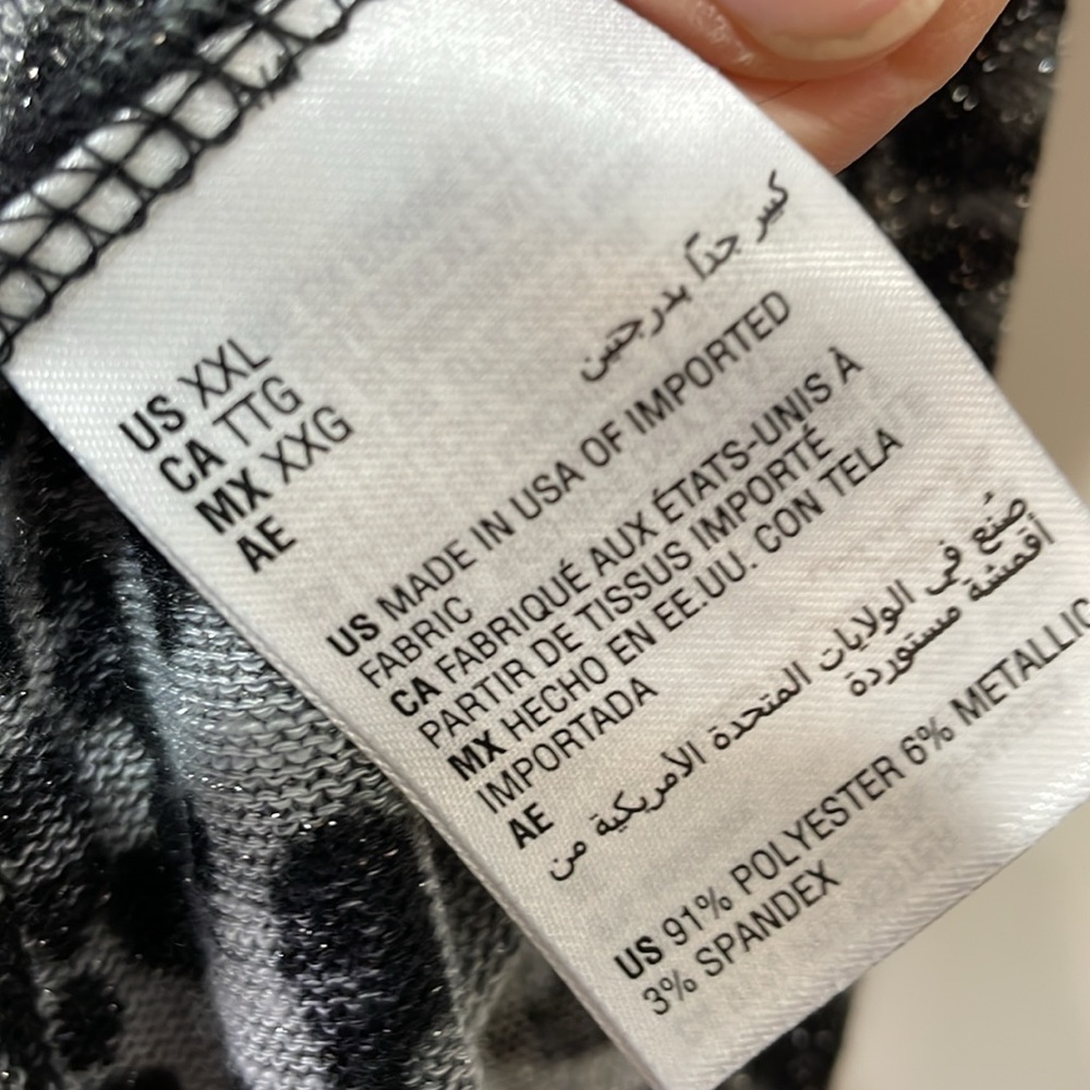 Silver Threads Woven Throughout Leopard Print Inc - image 4